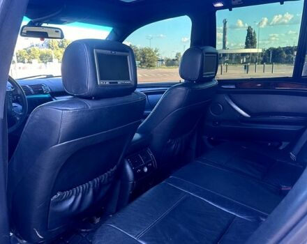 Серый БМВ Х5, объемом двигателя 3 л и пробегом 300 тыс. км за 8999 $, фото 3 на Automoto.ua