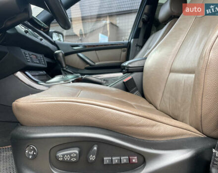 Серый БМВ Х5, объемом двигателя 3 л и пробегом 320 тыс. км за 14900 $, фото 21 на Automoto.ua