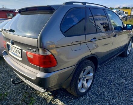 Серый БМВ Х5, объемом двигателя 3 л и пробегом 166 тыс. км за 4000 $, фото 2 на Automoto.ua