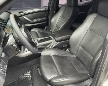 Серый БМВ Х5, объемом двигателя 3 л и пробегом 355 тыс. км за 11999 $, фото 11 на Automoto.ua