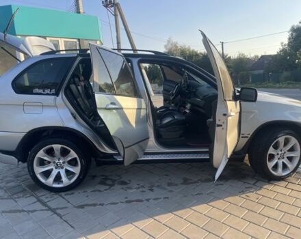 Серый БМВ Х5, объемом двигателя 3 л и пробегом 270 тыс. км за 6600 $, фото 3 на Automoto.ua
