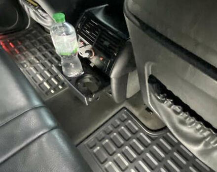 Серый БМВ Х5, объемом двигателя 3 л и пробегом 378 тыс. км за 16000 $, фото 58 на Automoto.ua