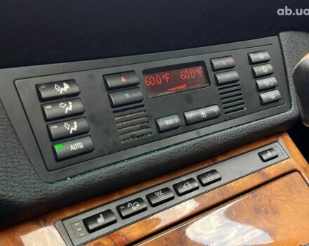 Серый БМВ Х5, объемом двигателя 3 л и пробегом 378 тыс. км за 12690 $, фото 16 на Automoto.ua