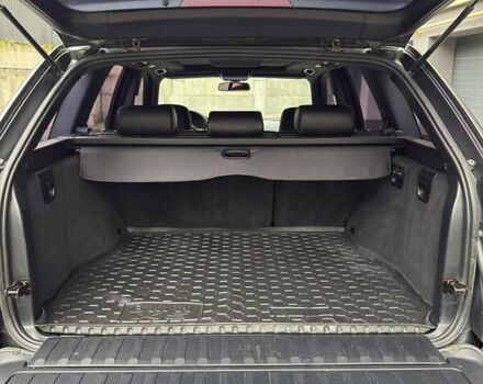 Серый БМВ Х5, объемом двигателя 3 л и пробегом 355 тыс. км за 11999 $, фото 19 на Automoto.ua