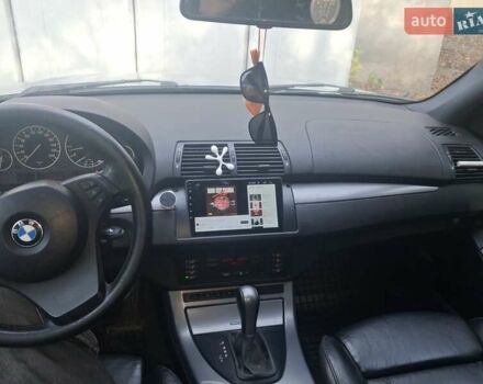 Серый БМВ Х5, объемом двигателя 3 л и пробегом 252 тыс. км за 12800 $, фото 6 на Automoto.ua