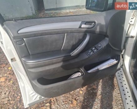 Серый БМВ Х5, объемом двигателя 3 л и пробегом 252 тыс. км за 12800 $, фото 14 на Automoto.ua