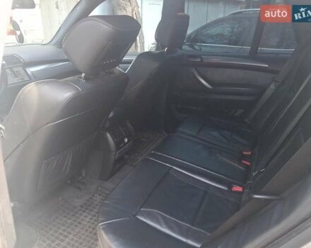 Серый БМВ Х5, объемом двигателя 3 л и пробегом 252 тыс. км за 12800 $, фото 11 на Automoto.ua