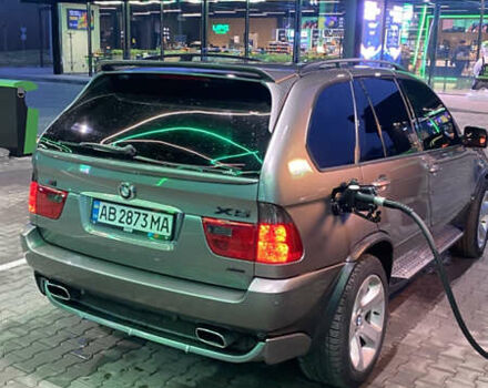 Серый БМВ Х5, объемом двигателя 3 л и пробегом 378 тыс. км за 16000 $, фото 10 на Automoto.ua