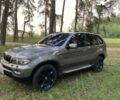 Серый БМВ Х5, объемом двигателя 3 л и пробегом 430 тыс. км за 10500 $, фото 2 на Automoto.ua