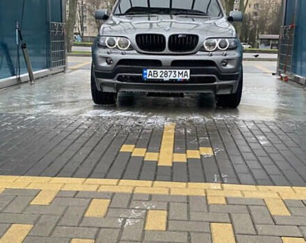 Серый БМВ Х5, объемом двигателя 3 л и пробегом 378 тыс. км за 16000 $, фото 3 на Automoto.ua