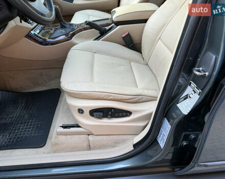 Серый БМВ Х5, объемом двигателя 3 л и пробегом 357 тыс. км за 14800 $, фото 26 на Automoto.ua