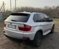 Серый БМВ Х5, объемом двигателя 3 л и пробегом 275 тыс. км за 10000 $, фото 3 на Automoto.ua