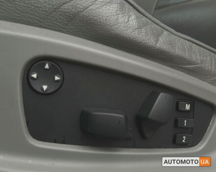 Серый БМВ Х5, объемом двигателя 3 л и пробегом 357 тыс. км за 11700 $, фото 14 на Automoto.ua