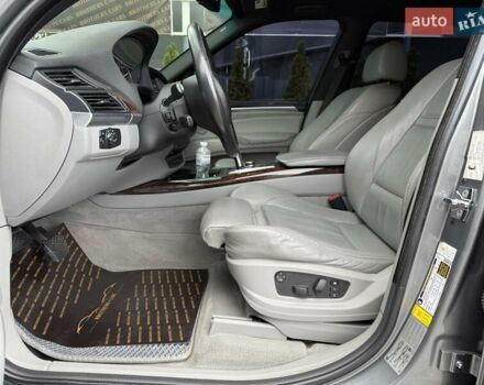Сірий БМВ Х5, об'ємом двигуна 3 л та пробігом 160 тис. км за 12500 $, фото 8 на Automoto.ua