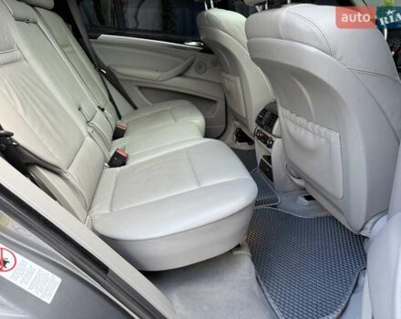 Сірий БМВ Х5, об'ємом двигуна 3 л та пробігом 160 тис. км за 12500 $, фото 20 на Automoto.ua