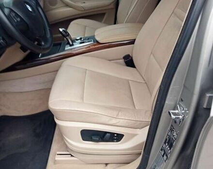 Серый БМВ Х5, объемом двигателя 3 л и пробегом 450 тыс. км за 304 $, фото 17 на Automoto.ua