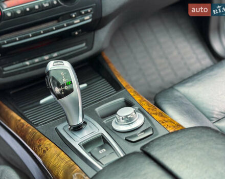Серый БМВ Х5, объемом двигателя 3 л и пробегом 359 тыс. км за 9999 $, фото 16 на Automoto.ua