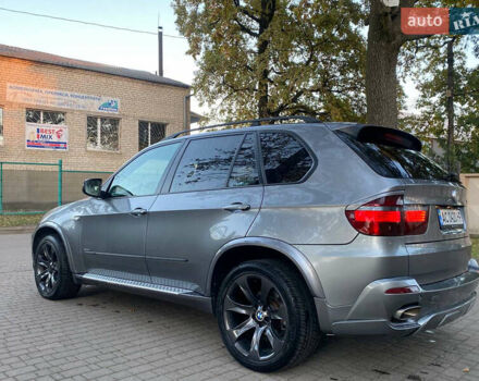 Серый БМВ Х5, объемом двигателя 3 л и пробегом 375 тыс. км за 11200 $, фото 18 на Automoto.ua