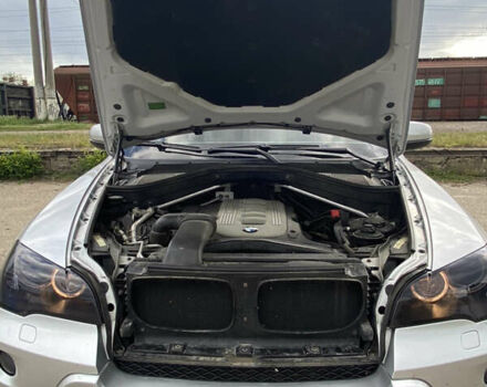 Серый БМВ Х5, объемом двигателя 3 л и пробегом 237 тыс. км за 13700 $, фото 37 на Automoto.ua