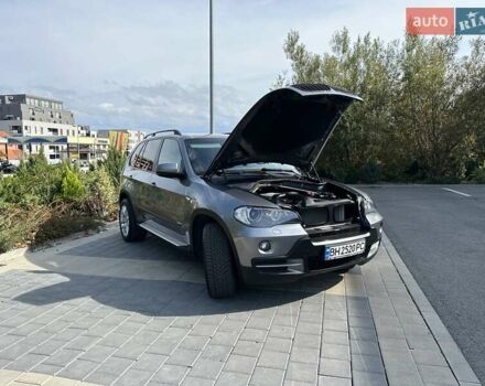 Серый БМВ Х5, объемом двигателя 3 л и пробегом 307 тыс. км за 15900 $, фото 3 на Automoto.ua