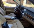 Серый БМВ Х5, объемом двигателя 3 л и пробегом 380 тыс. км за 12000 $, фото 4 на Automoto.ua