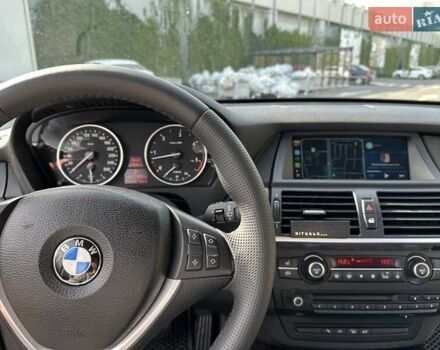 Серый БМВ Х5, объемом двигателя 3 л и пробегом 307 тыс. км за 15900 $, фото 19 на Automoto.ua