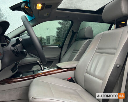 Серый БМВ Х5, объемом двигателя 3 л и пробегом 357 тыс. км за 11700 $, фото 15 на Automoto.ua