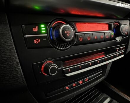 Серый БМВ Х5, объемом двигателя 0 л и пробегом 263 тыс. км за 13700 $, фото 3 на Automoto.ua