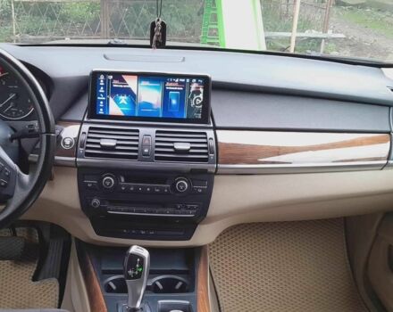 Серый БМВ Х5, объемом двигателя 3 л и пробегом 450 тыс. км за 12500 $, фото 17 на Automoto.ua