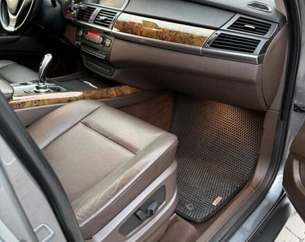 Серый БМВ Х5, объемом двигателя 2.99 л и пробегом 262 тыс. км за 14800 $, фото 35 на Automoto.ua