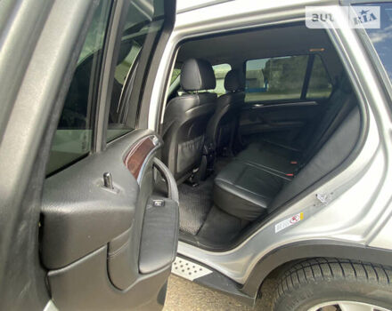 Серый БМВ Х5, объемом двигателя 3 л и пробегом 237 тыс. км за 13700 $, фото 24 на Automoto.ua