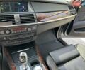 Серый БМВ Х5, объемом двигателя 3 л и пробегом 307 тыс. км за 15900 $, фото 20 на Automoto.ua