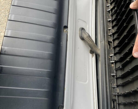 Серый БМВ Х5, объемом двигателя 3 л и пробегом 237 тыс. км за 13700 $, фото 9 на Automoto.ua