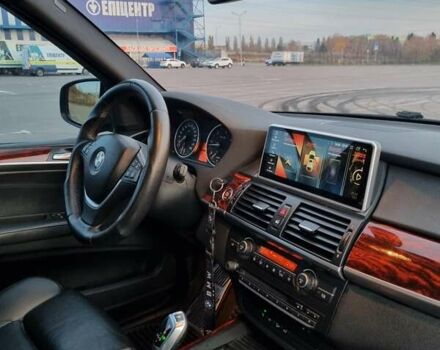Серый БМВ Х5, объемом двигателя 3 л и пробегом 290 тыс. км за 19999 $, фото 26 на Automoto.ua