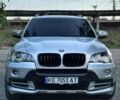 Серый БМВ Х5, объемом двигателя 3 л и пробегом 297 тыс. км за 13200 $, фото 1 на Automoto.ua