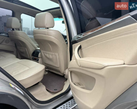 Сірий БМВ Х5, об'ємом двигуна 3 л та пробігом 365 тис. км за 8999 $, фото 30 на Automoto.ua