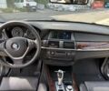 Серый БМВ Х5, объемом двигателя 3 л и пробегом 307 тыс. км за 15900 $, фото 16 на Automoto.ua