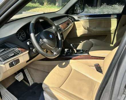 БМВ Х5 2007 в Днепре (Днепропетровске) на Automoto.ua Серый БМВ Х5, объемом двигателя 4.8 л и пробегом 234 тыс. км за 12350 $, фото 11 на Automoto.ua