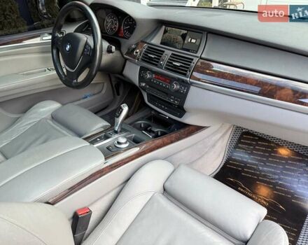 Сірий БМВ Х5, об'ємом двигуна 3 л та пробігом 160 тис. км за 12500 $, фото 12 на Automoto.ua