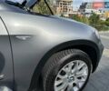 Серый БМВ Х5, объемом двигателя 3 л и пробегом 307 тыс. км за 15900 $, фото 32 на Automoto.ua
