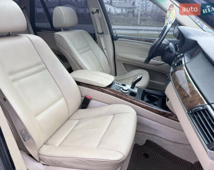 Сірий БМВ Х5, об'ємом двигуна 3 л та пробігом 365 тис. км за 8999 $, фото 35 на Automoto.ua