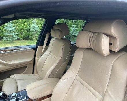 Сірий БМВ Х5, об'ємом двигуна 3 л та пробігом 236 тис. км за 3500 $, фото 5 на Automoto.ua
