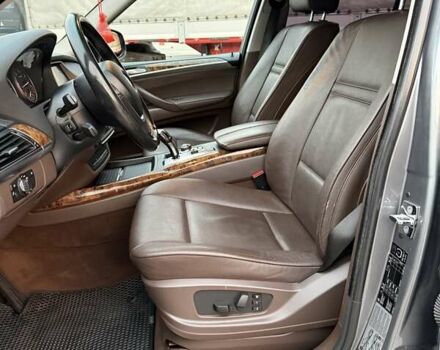 БМВ Х5 2007 в Ровно на Automoto.ua Серый БМВ Х5, объемом двигателя 2.99 л и пробегом 262 тыс. км за 14999 $, фото 25 на Automoto.ua