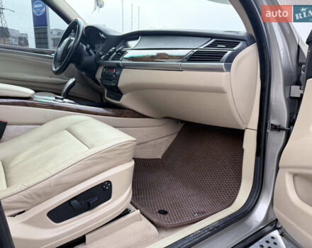 Сірий БМВ Х5, об'ємом двигуна 3 л та пробігом 365 тис. км за 8999 $, фото 34 на Automoto.ua