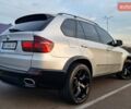 Серый БМВ Х5, объемом двигателя 3 л и пробегом 290 тыс. км за 19999 $, фото 5 на Automoto.ua