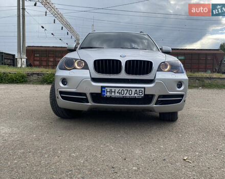 Серый БМВ Х5, объемом двигателя 3 л и пробегом 237 тыс. км за 13700 $, фото 4 на Automoto.ua