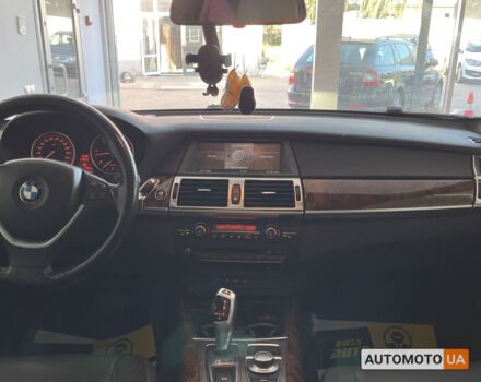 Серый БМВ Х5, объемом двигателя 3 л и пробегом 378 тыс. км за 14300 $, фото 14 на Automoto.ua