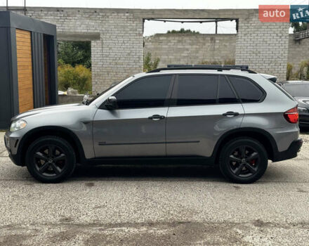 Серый БМВ Х5, объемом двигателя 3 л и пробегом 257 тыс. км за 11999 $, фото 5 на Automoto.ua