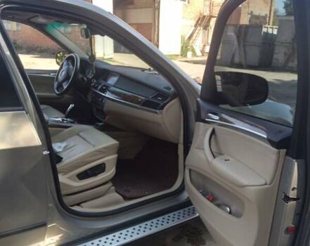 Сірий БМВ Х5, об'ємом двигуна 3 л та пробігом 380 тис. км за 12000 $, фото 5 на Automoto.ua