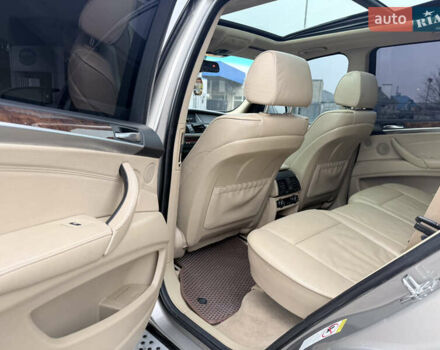 Сірий БМВ Х5, об'ємом двигуна 3 л та пробігом 365 тис. км за 8999 $, фото 24 на Automoto.ua